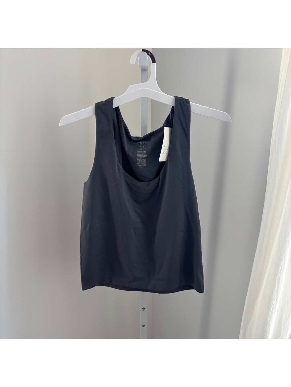 A New Day NWT Women's Gray Scoop Neck Sleeveless Wide Strap Knit Tank Top XL